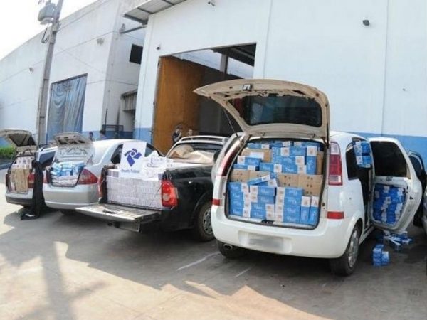 Os cigarros contrabandeados do Paraguai lideram a lista de produtos apreendidos pela Receita Federal em 2017 (Foto: Divulgação/Receita Federal)