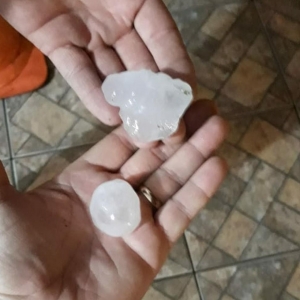 Granizo registrado em Santa Rosa (Foto: CRBM/Divulgação)