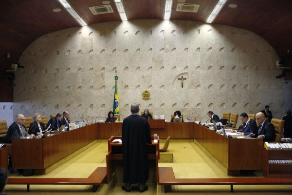 Plenário do STF no início da sessão de quarta-feira (13/6), em que debateu a condução de testemunhas e investigados sob coerção (Foto: Rosinei Coutinho/STF)