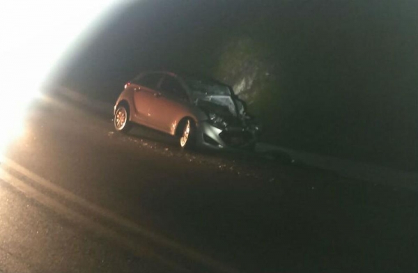 Acidente entre carro e caminhão mata criança na BR-476, em Bocaiúva do Sul (Foto: Divulgação/PRF