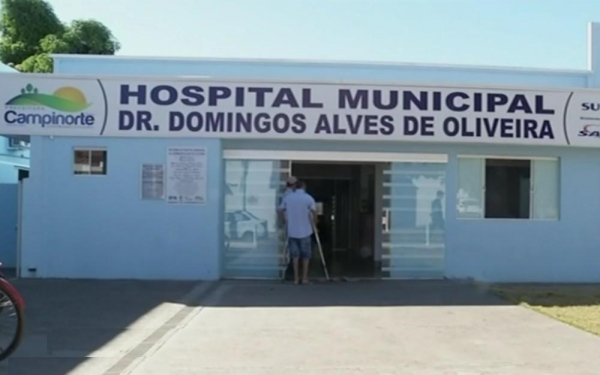 Menino foi socorrido e levado ao Hospital Municipal de Campinorte, em Goiás (Foto: Reprodução/TV Anhanguera)