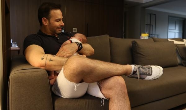 O empresário Rodrigo Bayer Marder e o filho Eduardo: pai solteiro (Foto: Franklin de Freitas)