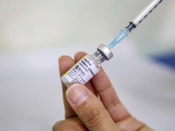 Postos de saúde ofertam a vacina contra a febre amarela (Foto: Valdecir Galor/SMCS)