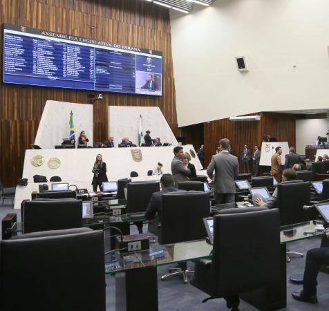 Assembleia: mobilização da APP (Foto: Orlando Kissner/Alep)