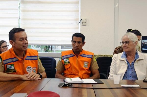 Nesta semana estacas foram colocadas na obra (Foto: Sesa-PR)