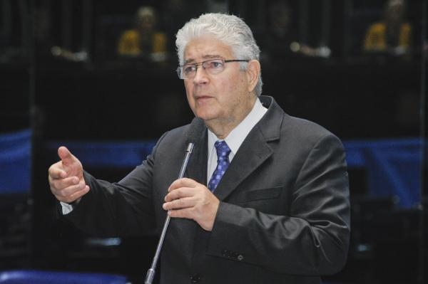 Requião: ex-governador conversou com diretor da Paraná Pesquisas (Foto: Waldemir Barreto/Agência Senado)