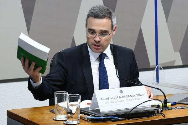 André Mendonça: Bolsonaro cumpriu compromisso de indicar ministro \