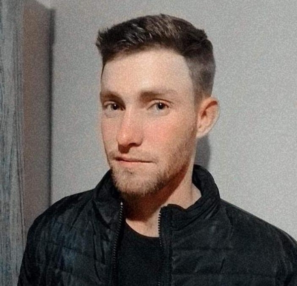 O jovem Lucas Hunhoff, de 26 anos, que é natural de Marechal Cândido Rondon. (Foto: Arquivo pessoal)