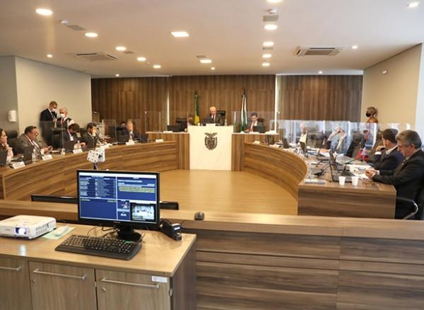 CCJ: dez votos contra dois (Foto: Dálie Felberg/Alep)