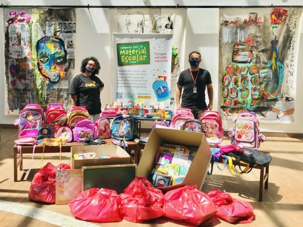 Entrega de doações feitas pela campanha em Londrina (Foto: Divulgação Sesc-PR)