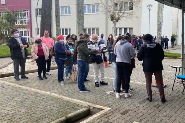 Dia D de Vacinação registrou mais de 371 mil doses aplicadas no Paraná - Foto: SESA-PARANÁ