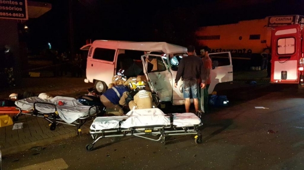 Alexandro Rodrigues, 22 anos, caroneiro da moto  infelizmente morreu. Foto: CGN
