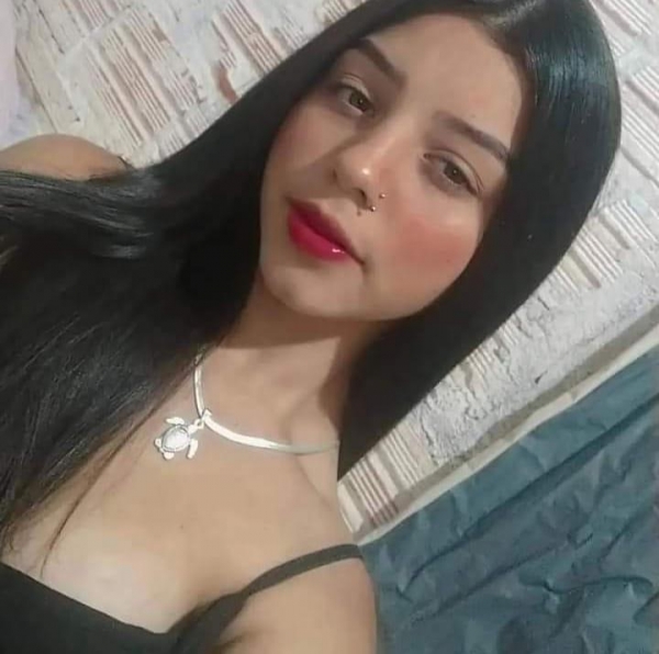 Jovem assassinada. Foto:Arquivo Pessoal Facebook