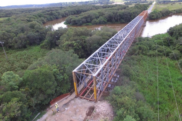 Ponte do Rio da Várzea PR-427 Foto: DER