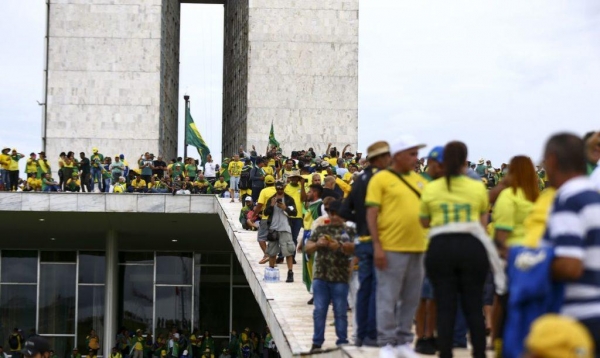 Manifestantes invadem Congresso, STF e Palácio do Planalto. Marcelo Camargo/Agência Brasil