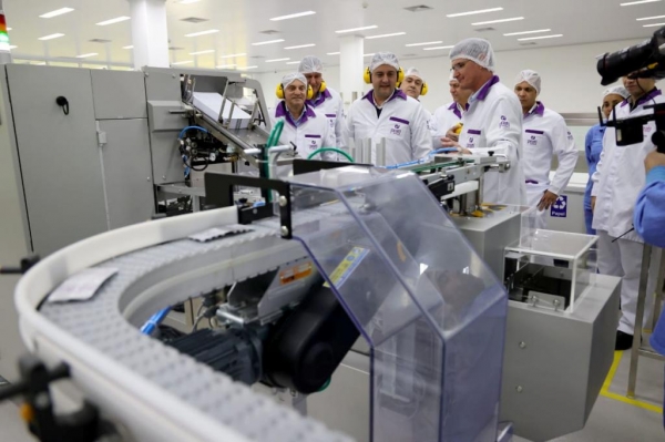 O governador Carlos Massa Ratinho Junior participou nesta terça-feira (20) da inauguração da nova planta da Prati-Donaduzzi, indústria líder nacional na produção de medicamentos genéricos localizada em Toledo, no Oeste do Paraná. Foto: Jonathan Campos/AEN