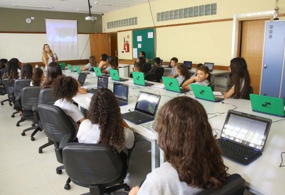 Dados do Índice de Desenvolvimento da Educação Básica (Ideb) de 2023 foram divulgados nesta quarta-feira (14) pelo Ministério da Educação (MEC) e o Instituto Nacional de Estudos e Pesquisas Educacionais Anísio Teixeira (Inep), em Brasília