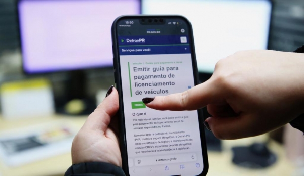 A última data de vencimento é no dia 28 de novembro. (Foto: Giuliano Gomes/Detran-PR)