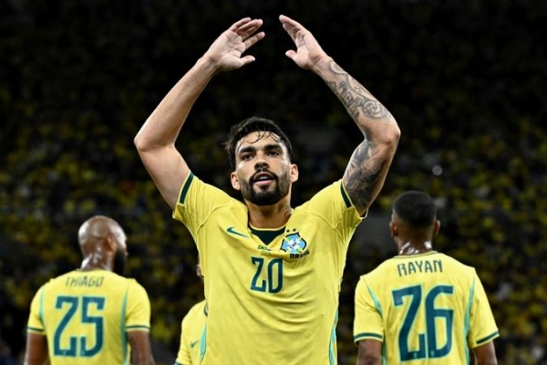 Lucas Paquetá em amistoso contra o Panamá